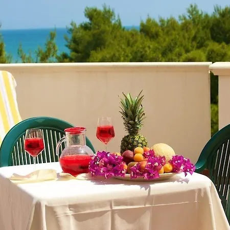 Portonuovo 4*