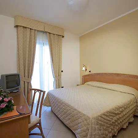 Portonuovo Hotell 4*