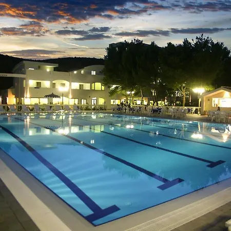 Portonuovo 4*